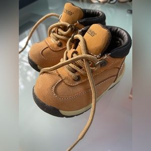 Osh Kosh B’Gosh baby boy lace-up work boots